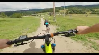 Zielona trasa MTB w Kluszkowcach na górze Wdżar z dzieckiem