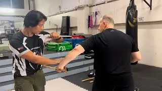Knife Dueling and Empty Hand Techniques (Dekiti Kali Tactical Evolution)