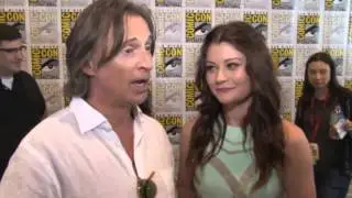 Once Upon a Time stars talk season 3, Frozen and romance