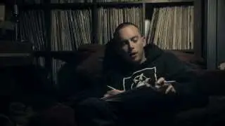 Must Volkoff ft. Maggot Mouf - In The Studio