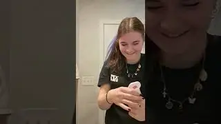4+ minutes of me and friend spontaneously dying my hair AGAIN :D (@BradMondo pls blind react!!)