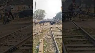 damage railgate cross auto van #railtrack #bullettrain #damage #railgate #cross #auto #van