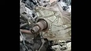 Hyundai Tucson 2006 2.0 crdi - Front transfer box .