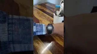 This G-Shock Charges Itself?! 🔋 G-5600UE-1DR - G1166 Tough Solar !