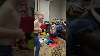 2021 River figures out how to take his shirt off!