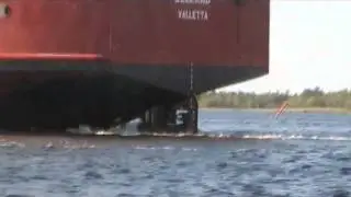 Belland leaving Pietarsaari harbour