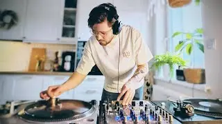 District Seven - Lazy Sunday: Spontaneous Vinyl House Mix [Kidnap, Gai Barone, Ferdi, Bob Sinclar]
