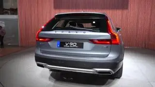2017 Volvo V90XC 360 Exterior in 4K Video