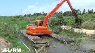 EXCAVADORA ANFIBIA DOOSAN DX140 AM