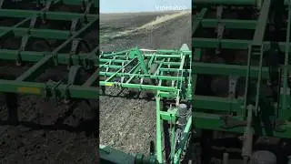 More spring tillage in 4960 pulling 980!