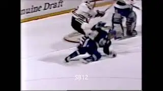 Paul Gillis runs at Wendel Clark Mar. 28/1991