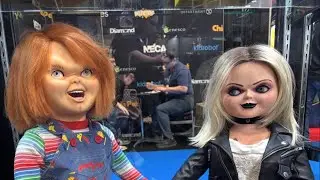 Компания Neca представляет Чаки и Тиффани на Нью-Йоркской выставке игрушек и многое другое. HD 1080p