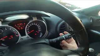 Comment activer ou d&eacute;sactiver les essuie-glaces avant sur Nissan Juke (2010-2019)