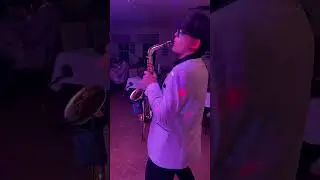 Throwback to this awesome birthday party #Sofia #saxophone #petergrigorian #saxophonecover