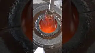 【Giant Glass Factory】Blown Glass Creation of Pale Blue Glass #Glassfactory #Sghr