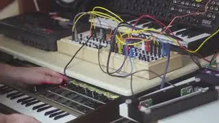 Dreamy arpeggios on MicroKORG, KOMA Field Kit, Korg MS20 mini and a Tank Reverb