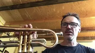 The PUJ&Eacute; v4, gold brass bell,  3 different Puj&eacute; mouthpieces