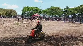 SCOOTER FUNCROSS GOR JAYABAYA KOTA KEDIRI #scooter #vespaindonesia
