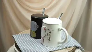 Ebros Pack Of 2 Valentines Love Pigs Black & White Coffee Mugs With Lid & Spoon