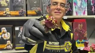 Poison Ivy - Variant 1:6 Scale Maquette by Tweeterhead - Unboxing!