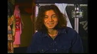 Eddie Vedder on MTV News 1994 Pt 1 #eddievedder #pearljam #mtv 
