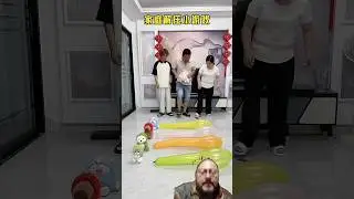 Balloon popping challenge game show #youtubeshort #challenege #balloon #shortvideo