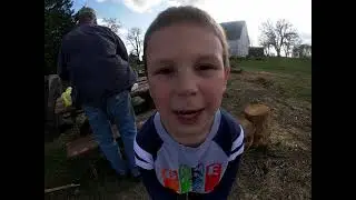 Gavin makes is own video Not sure what the suject is but he is after 100 likes
