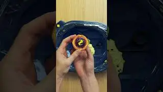 Quadstrike Beys 🤝 Thunder Edge Battle Set #beybladebattle #beybladestadium  #toyscollector  #toytok