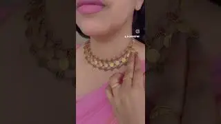 Dual colour layer choker