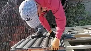 Acoperiș în două ape fără astereală (țiglă, laterale și coame)
