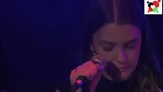 Séamus and Caoimhe Uí Fhlatharta sing Eileanór na Rún - an ancient Irish love song for Reviving Gaza