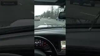 Scatpack and R/T cutting up #392 #dodge #hellcat #mopar #srt #traffic #r/t #v8