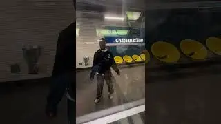🤣🤣🤣🤣 #humour #metro #prank