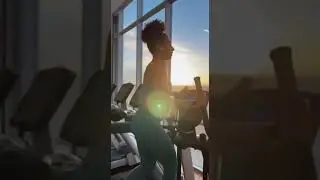 Stay with it&hellip;🤗 woman uses an elliptical machine in a row #fitmomsinspire #motivation#everydayfitness