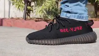 YEEZY Boost 350 V2 