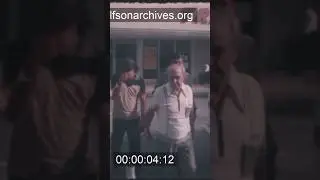 Pa. Godfather Russell Bufalino walking into a Miami courthouse (1978)