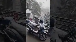 Mussoorie Snowfall ❄️ 🏔 🌨 ☃️ #ytshort #song #snow #snowfall #trending #weather #mussoorie