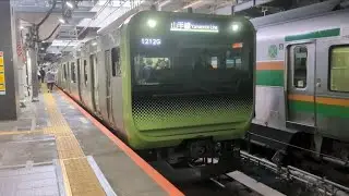 【駅員さんに注意される外国人有り…】E235系0番台42編成が山手線品川・東京方面行きとして渋谷駅2番線を発車するシーン