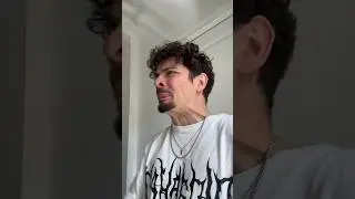 What a Beatboxer's neck looks like 👽 #beatbox #neck #beats