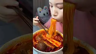 Spicy and luxurious  delicious#EatingBroadcast #EatingLateNight #WhattoEatAlone