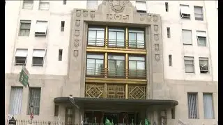 Alberto Fern&aacute;ndez fren&oacute; la compra con sobreprecios
