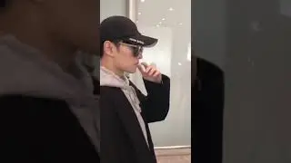 Yang Yang airport fashion 😍😍😍