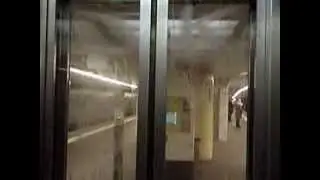 Aufzüge , U - Bahnhof Nollendorfplatz , Berlin - Schöneberg