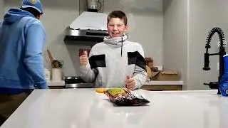 Carolina Reaper Cheese Curls! 🌶️🔥🔥🌶️ #carolinareaper #carolinareaperpepper #carolinareaperchallenge