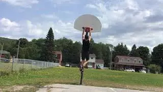 First 9&rsquo;6 two hang rim hang?! (6&rsquo;2 dunker)
