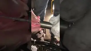 Removing a pit bike throttle