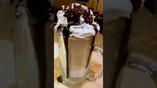 How To Make Classic Coke Float #shorts
