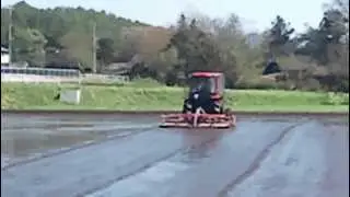 YANMAR 中学生運転　ヤンマートラクター水田代掻き作業　その１ YANMAR EG400 EcoTra