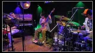 DEAD ROBOT (Jazz - Modern Jazz).