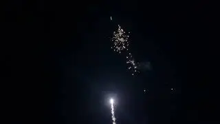 Clouds Of Thunder 25sh | Pyrostar Vuurwerk | Straatvideo [4K 60FPS]